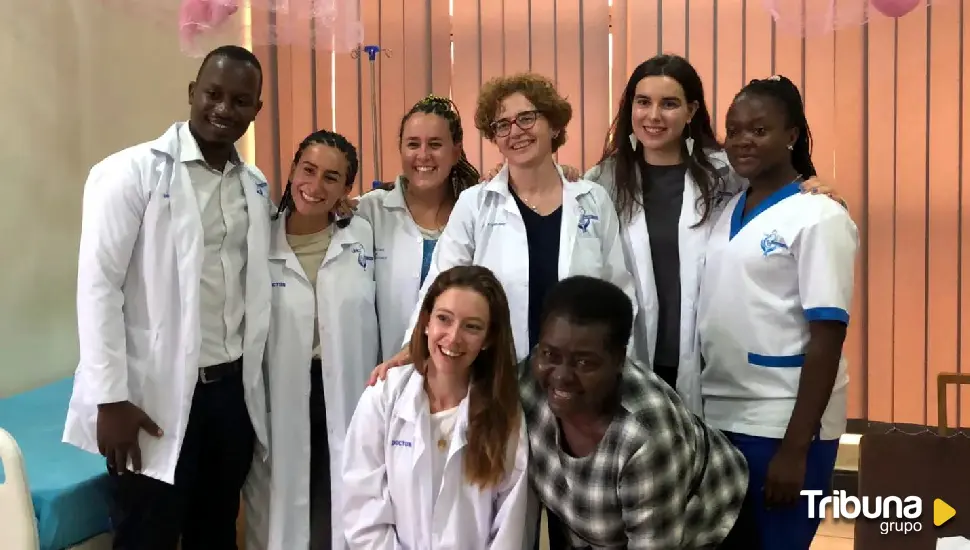 Tres alumnas y una docente de enfermería de la UBU participan en un voluntariado en Uganda