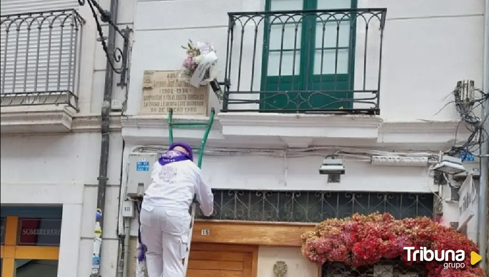 Homenaje a Antonio José en su antigua residencia en la calle Sombrerería