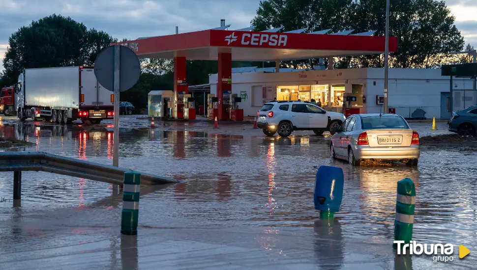 Una tormenta provoca un accidente en Haza y genera problemas en la N-122